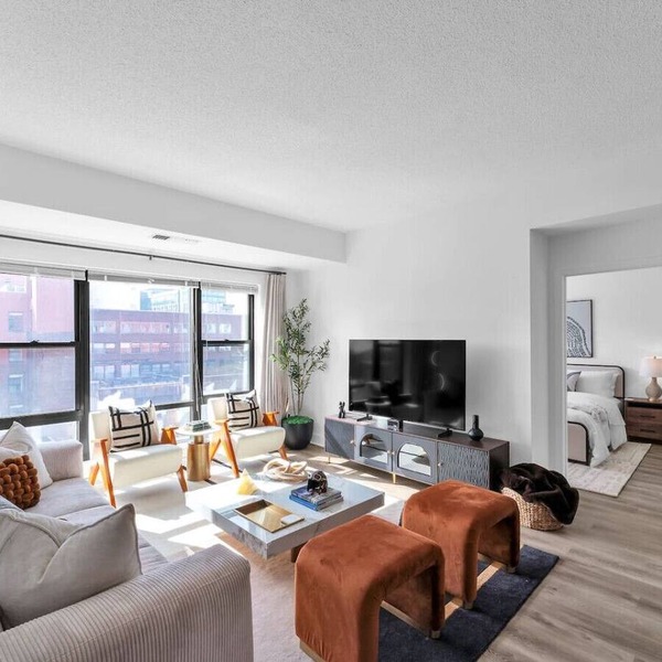 Luxurious 3BR/2BA Modern Haven Downtown Stamford