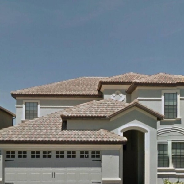 Luxurious 5 bedroom 5 full bathroom Villa, Best Location, Immaculately Clean !