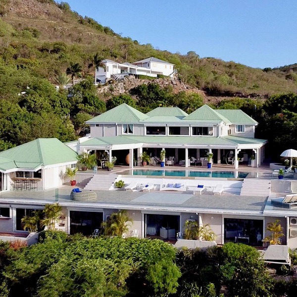 Luxurious 7-Bedroom Villa with Incredible Views
