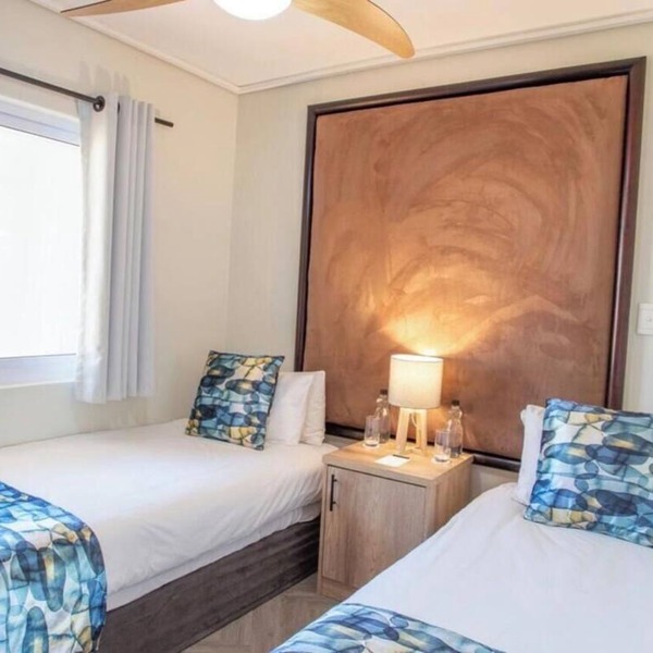 Luxurious Accessible Apartment in Vibrant Kaapstad