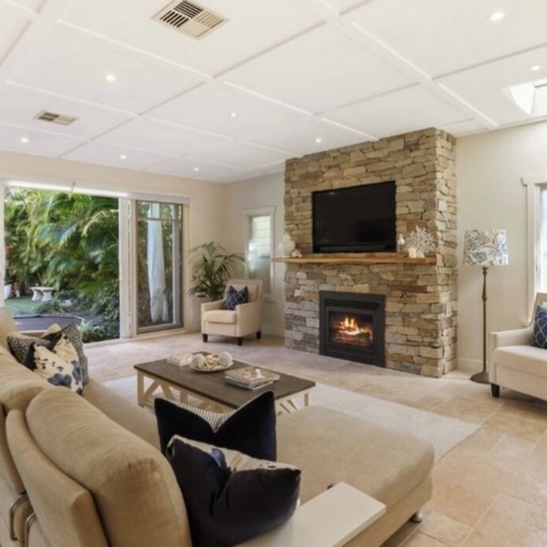 Luxurious Beachside Oasis Sleeps 10