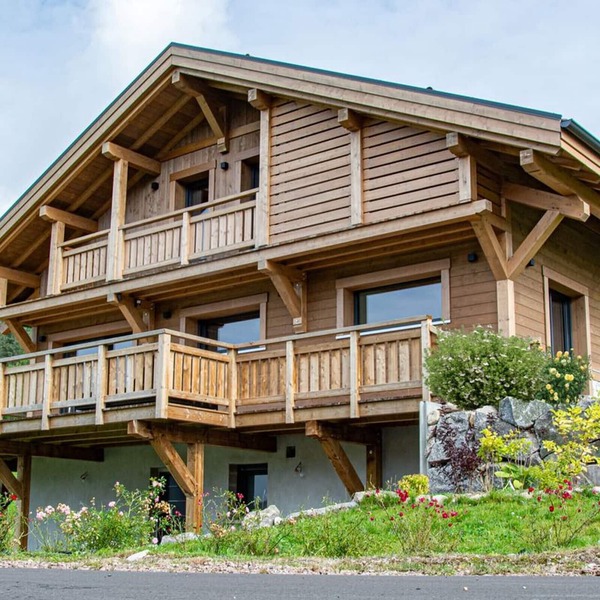 Luxurious chalet with sauna and whirlpool - Near ski resorts