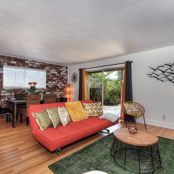 Luxurious coastal condo with amazing backyard