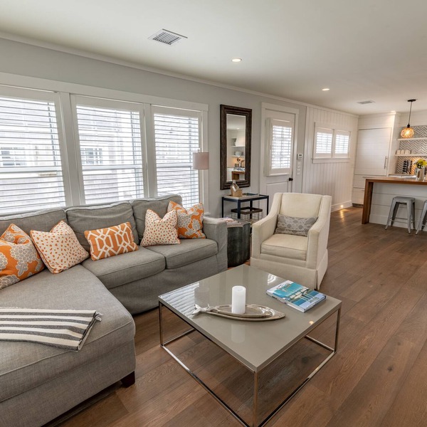 Luxurious Harbor View "Lilly" Cottage! Walk & Bike To Everything!