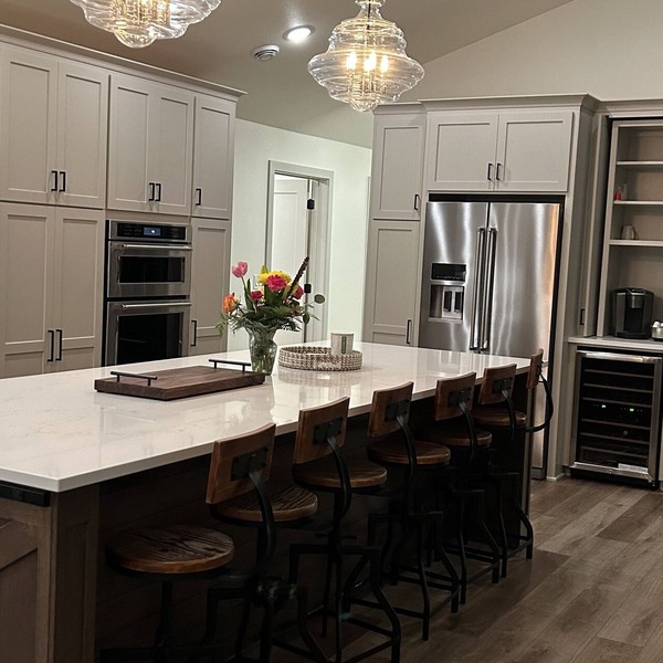 Luxurious lake home, new 4 bdrm, 3 bath 2 kitchens modern farmhouse on SRCL.org