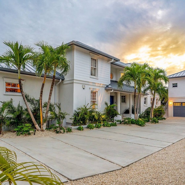 Luxurious Oceanfront Villa El Oceano with Ocean views