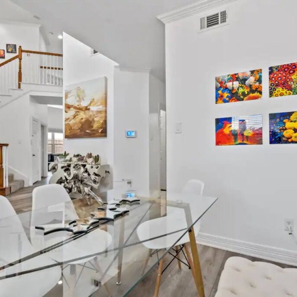 Luxurious | Pool Oasis | PS5 | 12 Beds | Aquarium