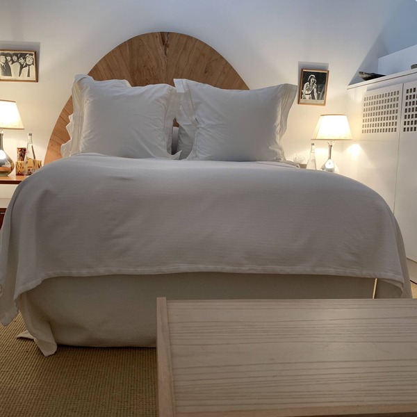 Luxurious Private One-Bedroom Suite