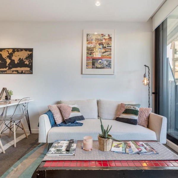 LUXURIOUS RIVERSIDE RESORT STYLE APARTMENT☆POOL☆SPA☆GYM☆ROOFTOP WITH CITY VIEWS