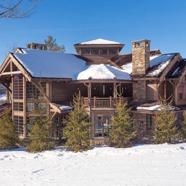 Luxurious ski in/out, 3-story chalet directly on the slopes of Windham Mountain