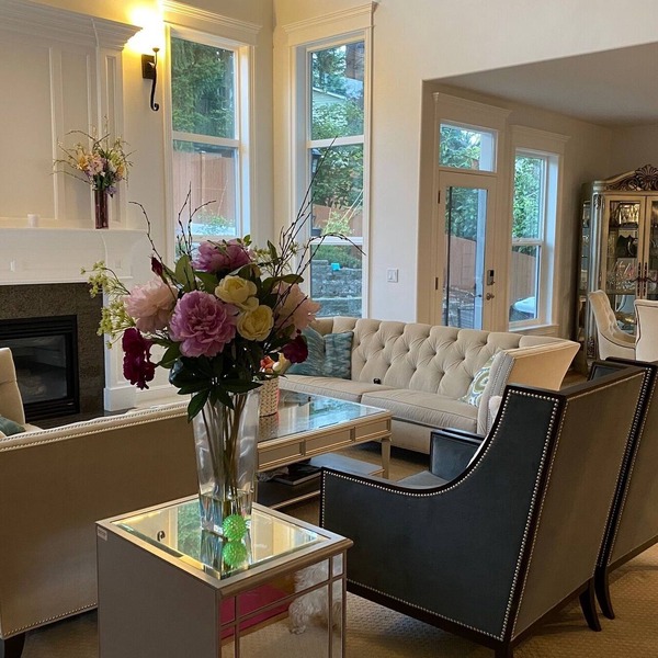 Luxurious spacious centrally located Bellevue home