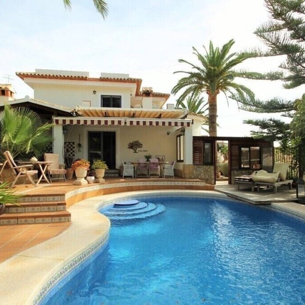 Luxurious Villa in Altea with walking distance to beach and old town