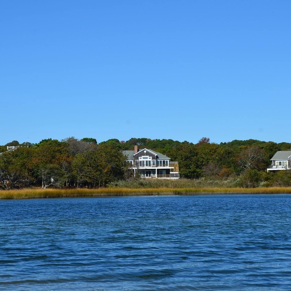 Luxurious Waterfront Retreat in Southampton: Breathtaking Views, Pool, and More!