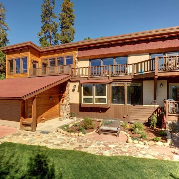 Luxuriously Rustic Home with Lake Views, Private Hot Tub