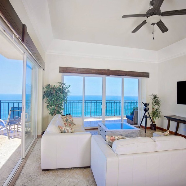 Luxury 3 Bedroom/3.5 Bath Condo overlooking Jaco Beach.