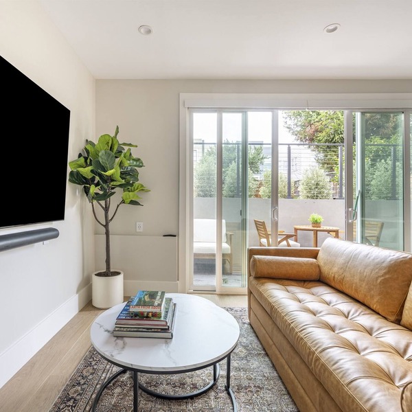 Luxury 3BR Flat near Golden Gate Park, Presidio & Beaches | 1 Gig WiFi