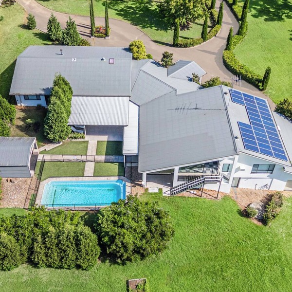 Luxury 5-Acre Kenthurst Estate | Hills District | Pool, Cinema, Sleeps 10–12