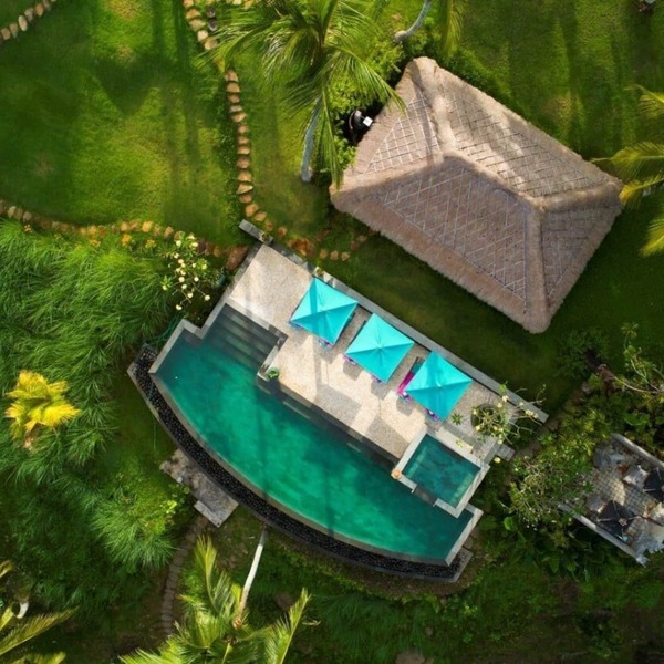 Luxury 5 Bedroom Villa near Balian Beach
