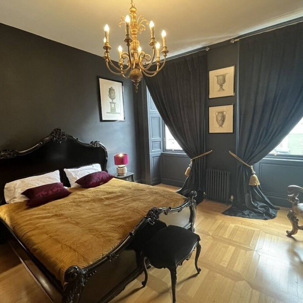 Luxury apartment with free parking in the 4th coolest neighbourhood in the world