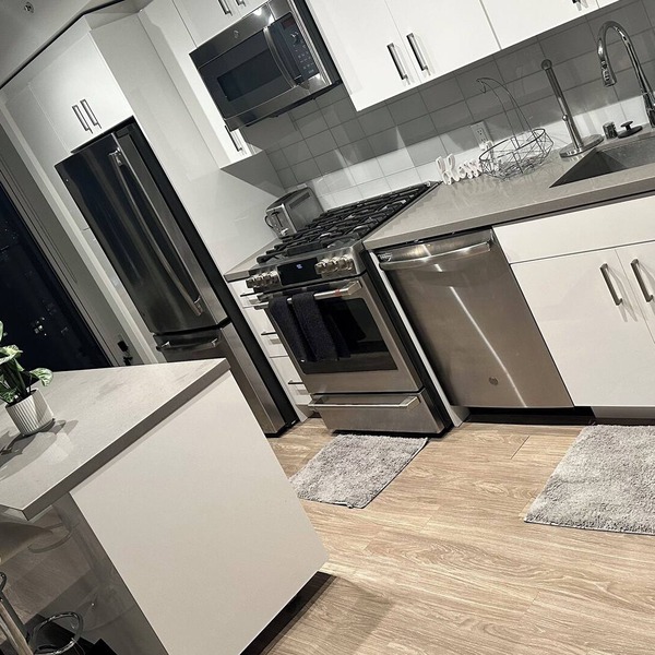 Luxury apt looking over the SF BRIDGE & Ocean Views