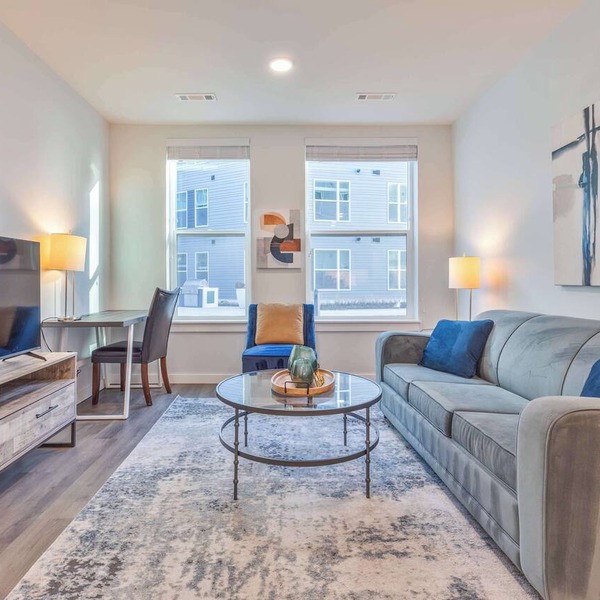 Luxury Apt with Rooftop Terrace and Pool