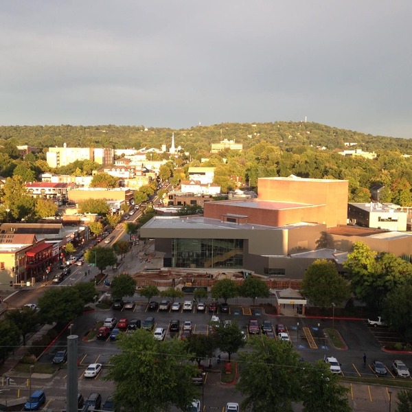 Luxury Art Filled Condo on Dickson St. with Unbelievable Views of Fayetteville