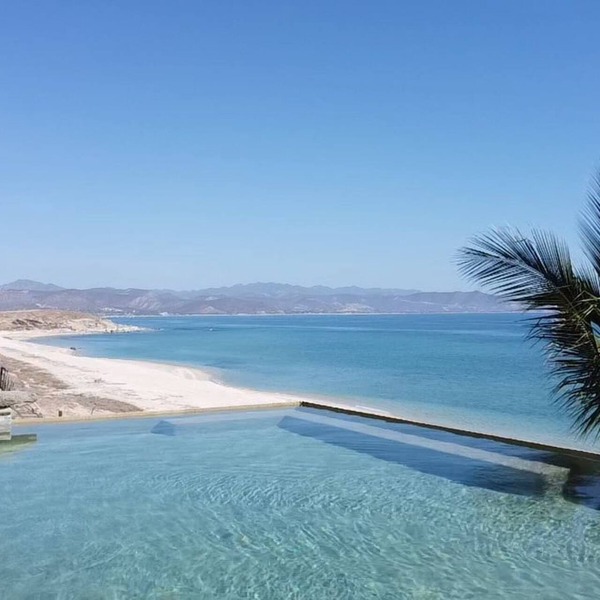 Luxury Beachfront Gem ~ Panoramic Sea Views ~ Heated Pool