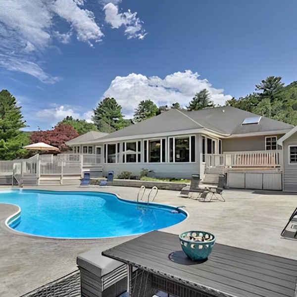 Luxury Catskills Retreat : Pool, Hot Tub, Game Room & Riverside Views