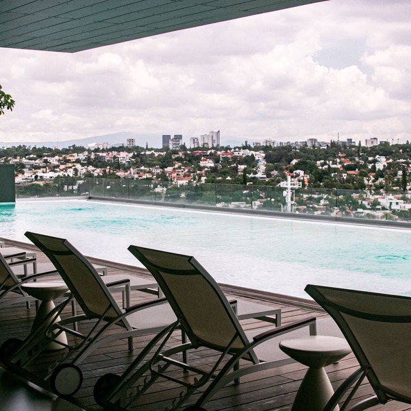 Luxury condo with AMAZING views Lobby33 near Andares, Landmark and Colomos