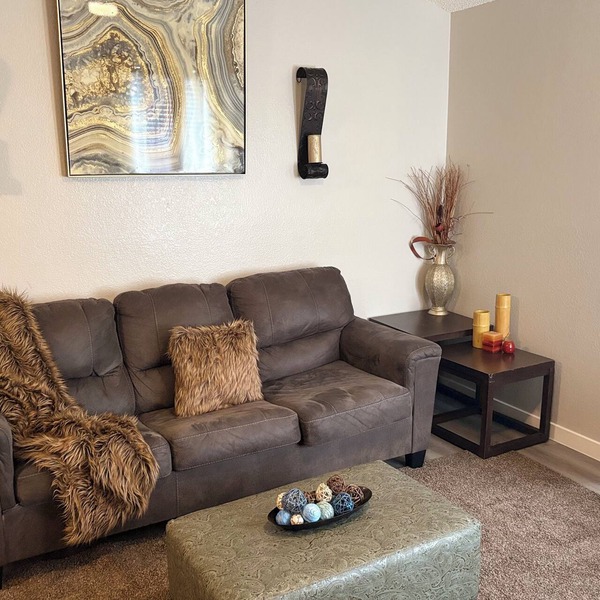 Luxury Escape Located 15 Minutes from AT&T Stadium two-minute from Parks Mall.
