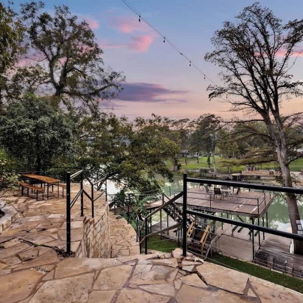 Luxury Lakefront Oasis With Boat Dock-firepit