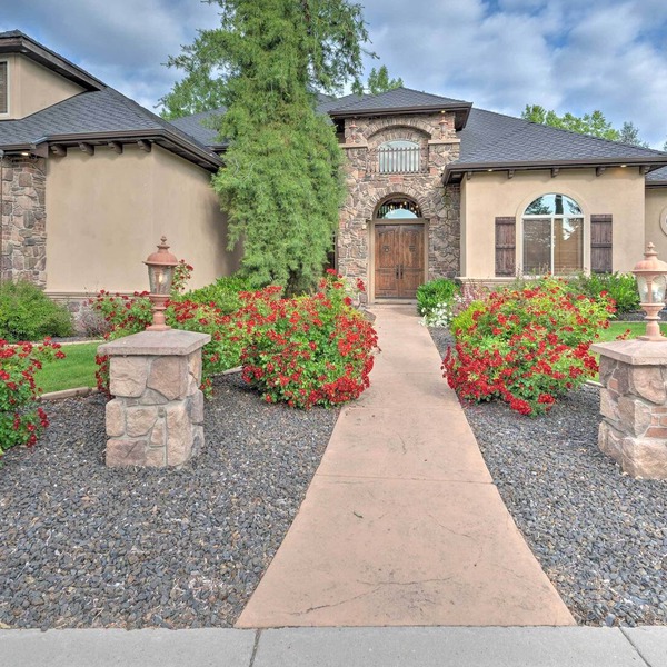 Luxury Lakeside Home w/ Game Room: Near Dtwn!