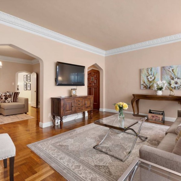 Luxury lower flat Marina private condo, 1 block from Bay