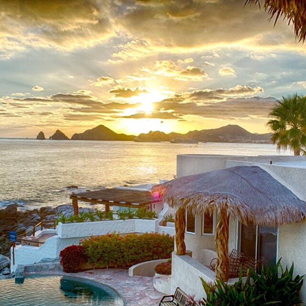 Luxury Oceanfront Villa in Cabo San Lucas