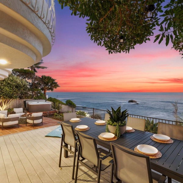 Luxury Oceanfront Bird Rock Retreat | Hot Tub, Firepit, Amazing Sunset Views