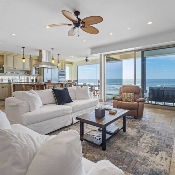 Luxury Oceanfront Villa w/Resort Style Amenities