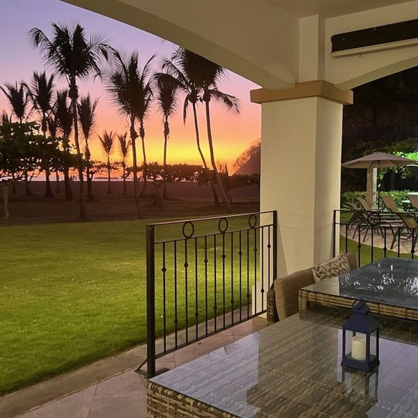 Luxury Oceanfront Villa Direct on the Sand