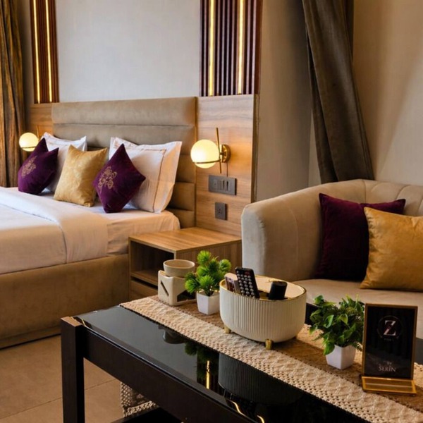 Luxury Riverfront Studio with Skyline Views | Serin by Zenith Suites