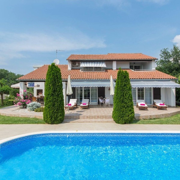 Luxury Romantic Villa Rosa with Pool