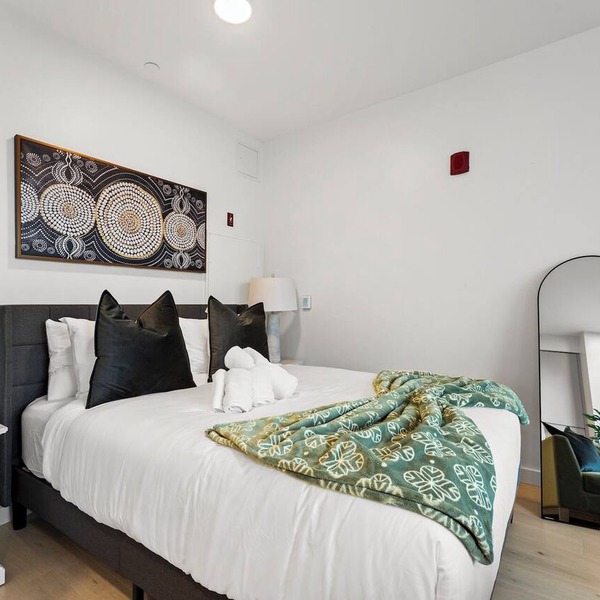 Luxury Studio Next to Broadway 8svt