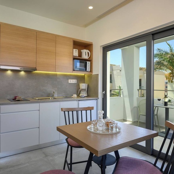 Luxury Suites | Modern Athina Suites In Platanias with Pool