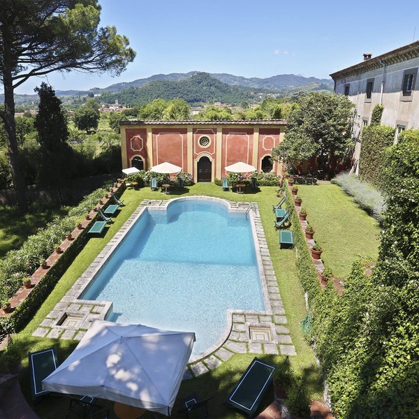 Luxury Villa on the Lucca's hills with private pool, BBQ,tennis court,PingPong.