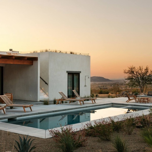 Luxury Villa - Pool, Spa, Rooftop Deck and Views