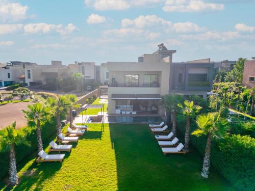 Luxury Villa with Heated Pool & Private cinema