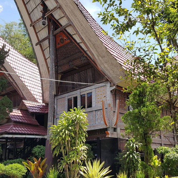 Madarana Hotel