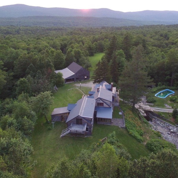 Magical Mountain Hide Away