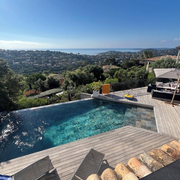 Magnificent 5-bedroom villa, panoramic sea view, heated pool, jacuzzi