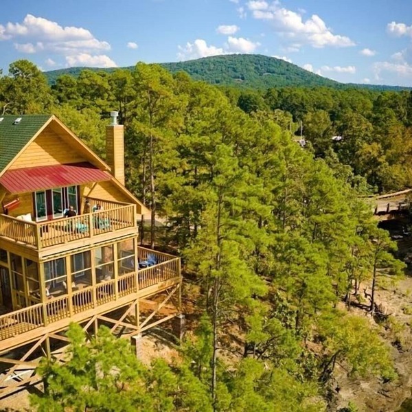 Magnificent Four Bedroom, Two 1/2 Bath luxury, log-sided Harbor North cottage with incredible views of Lake Ouachita. by RedAwning