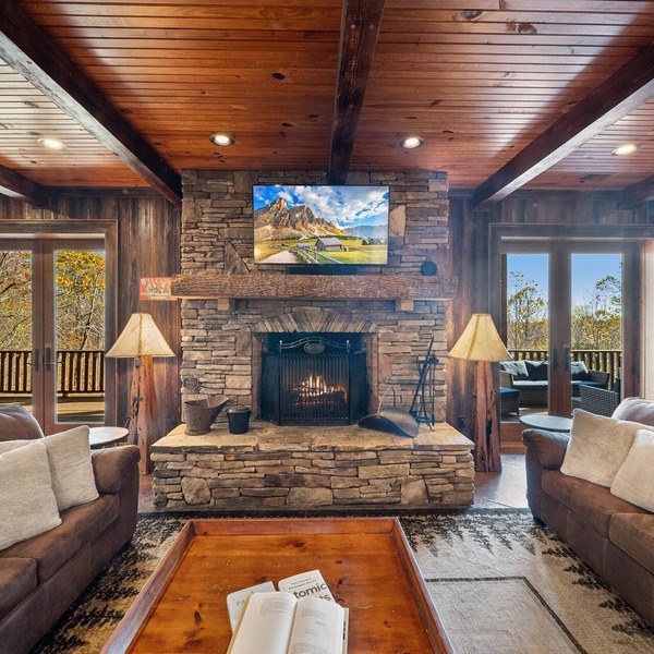 Magnificent Lodge Over 7,300 Square Feet