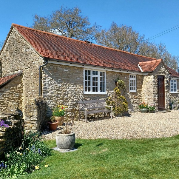 Magpie Cottage
